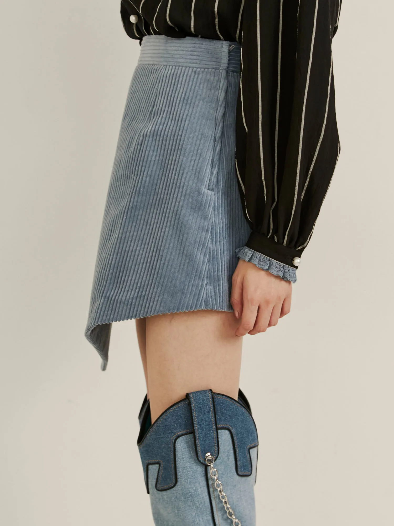 Cameo Mini Skirt