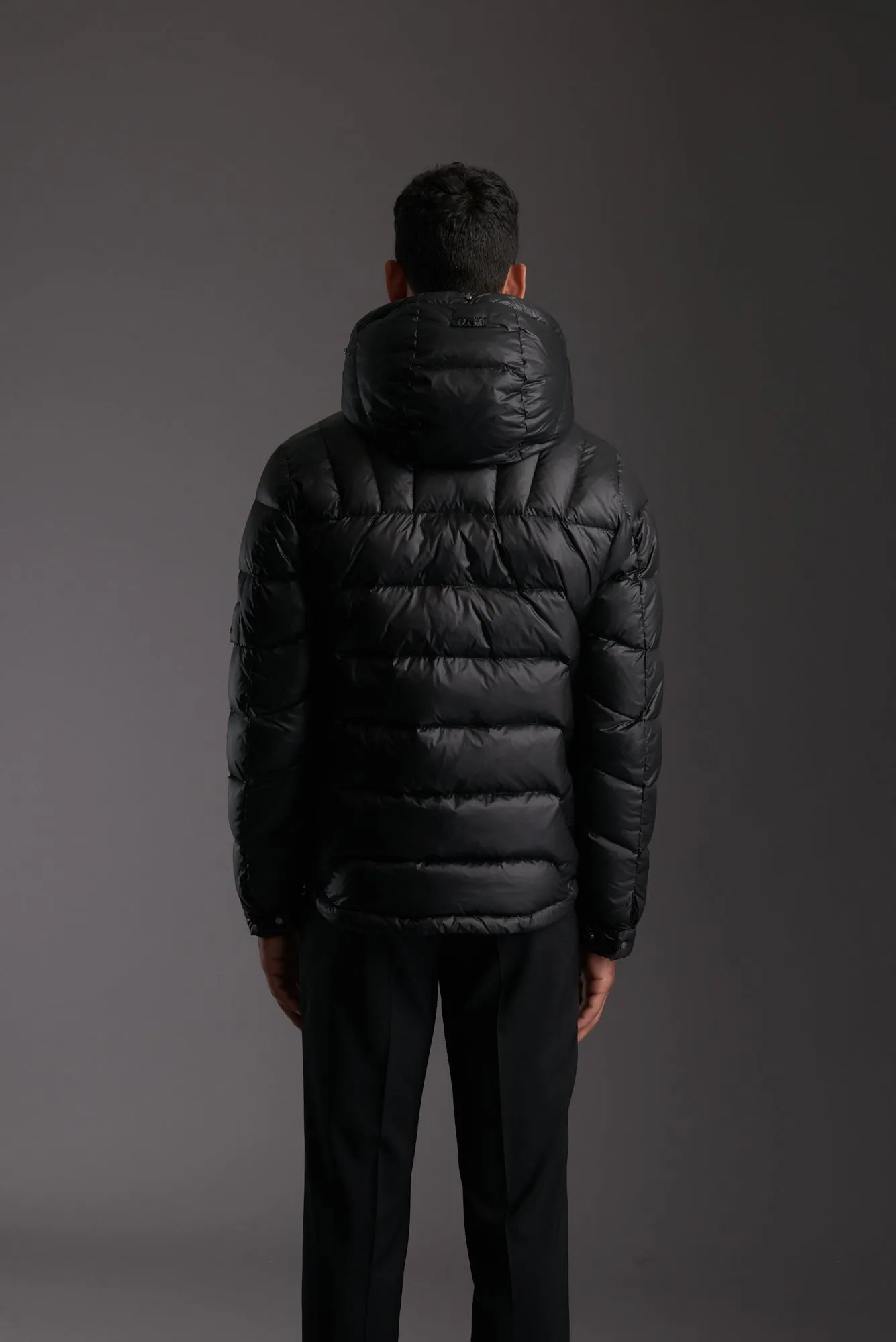 New York Lightweight Down Carbon Black