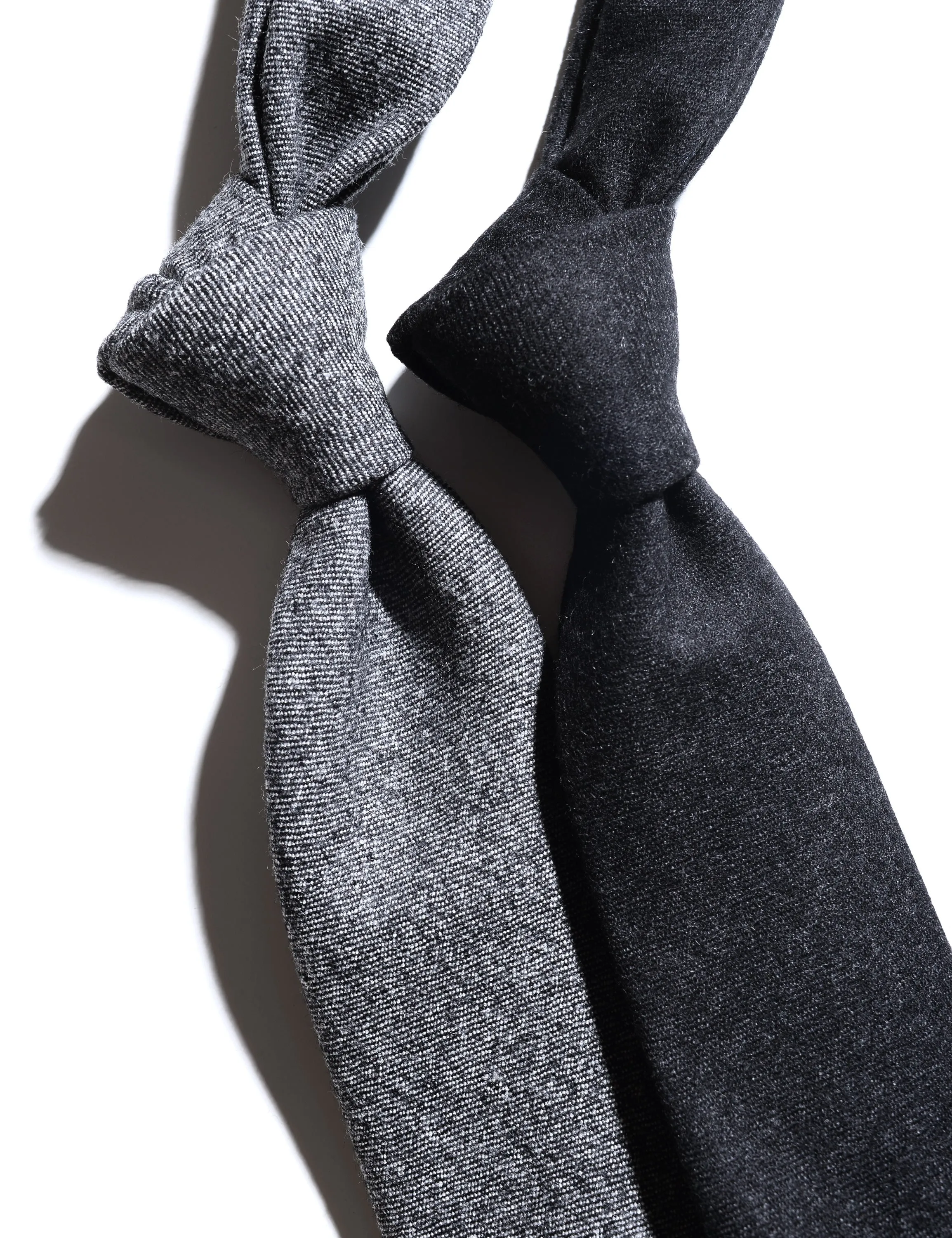 Super 130s Wool Flannel Tie - Salt & Pepper Gray
