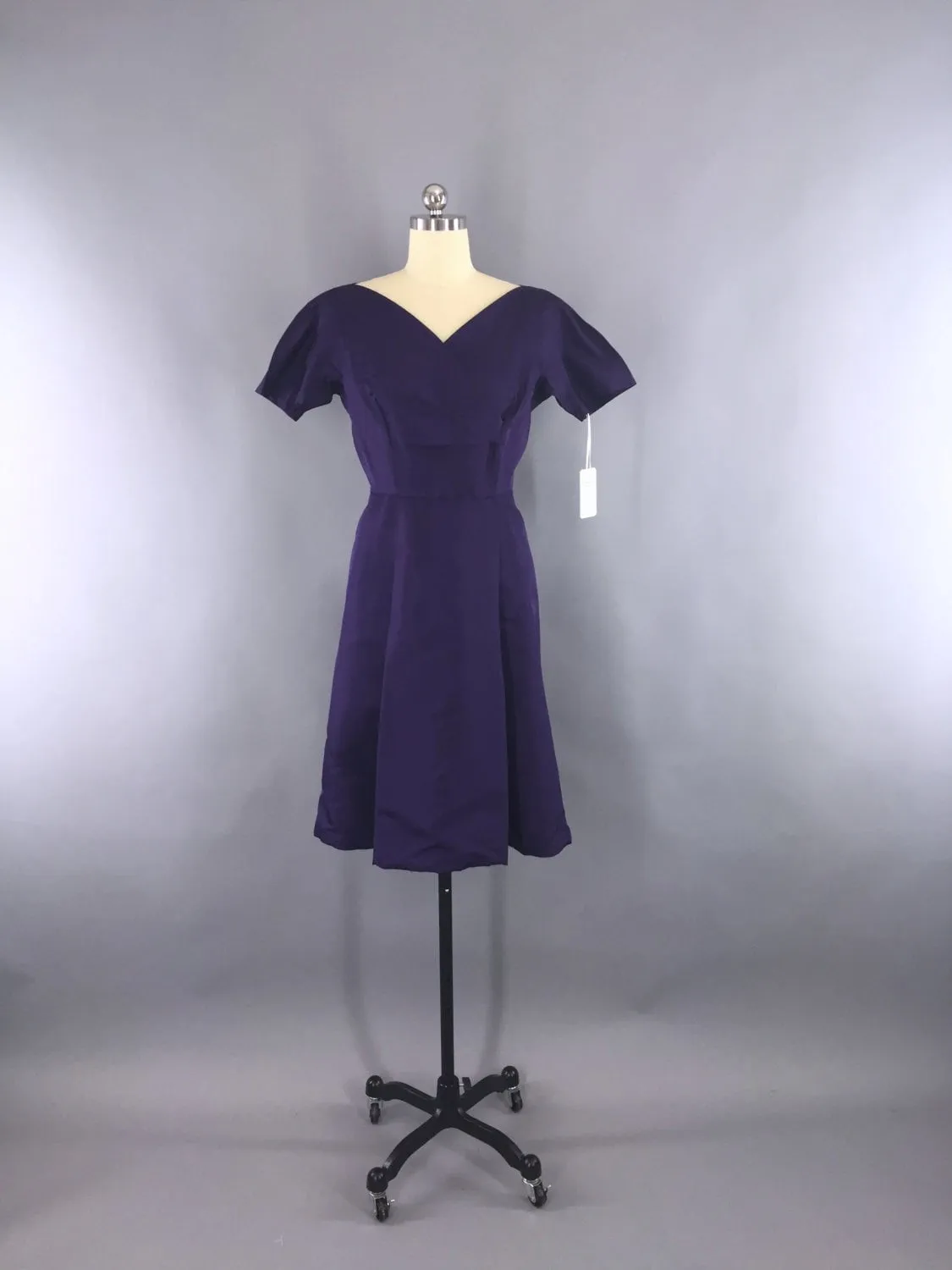 Vintage 1950s Dress / Purple Silk Dress